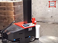 Vídeo robot envolvedora o emplayadora de tarimas semiautomático a batería modelo 900